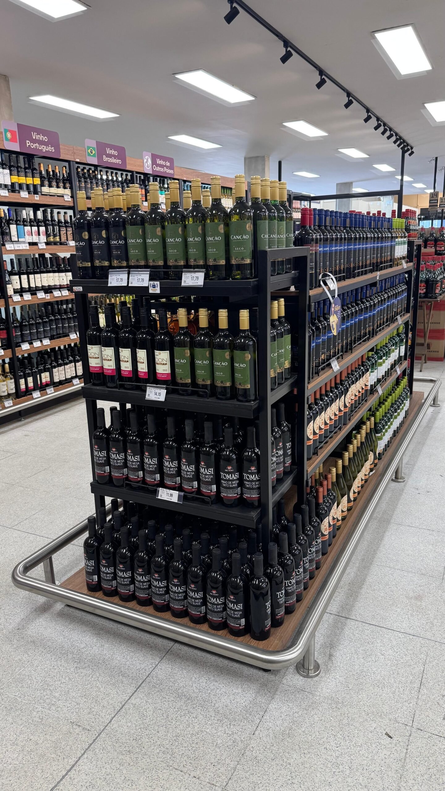 Expositor central 10